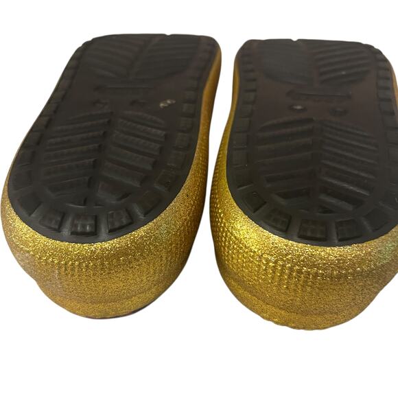 Crocs Rainbow High Classic High Cutie Clogs Size 5 Juniors - Picture 9 of 11